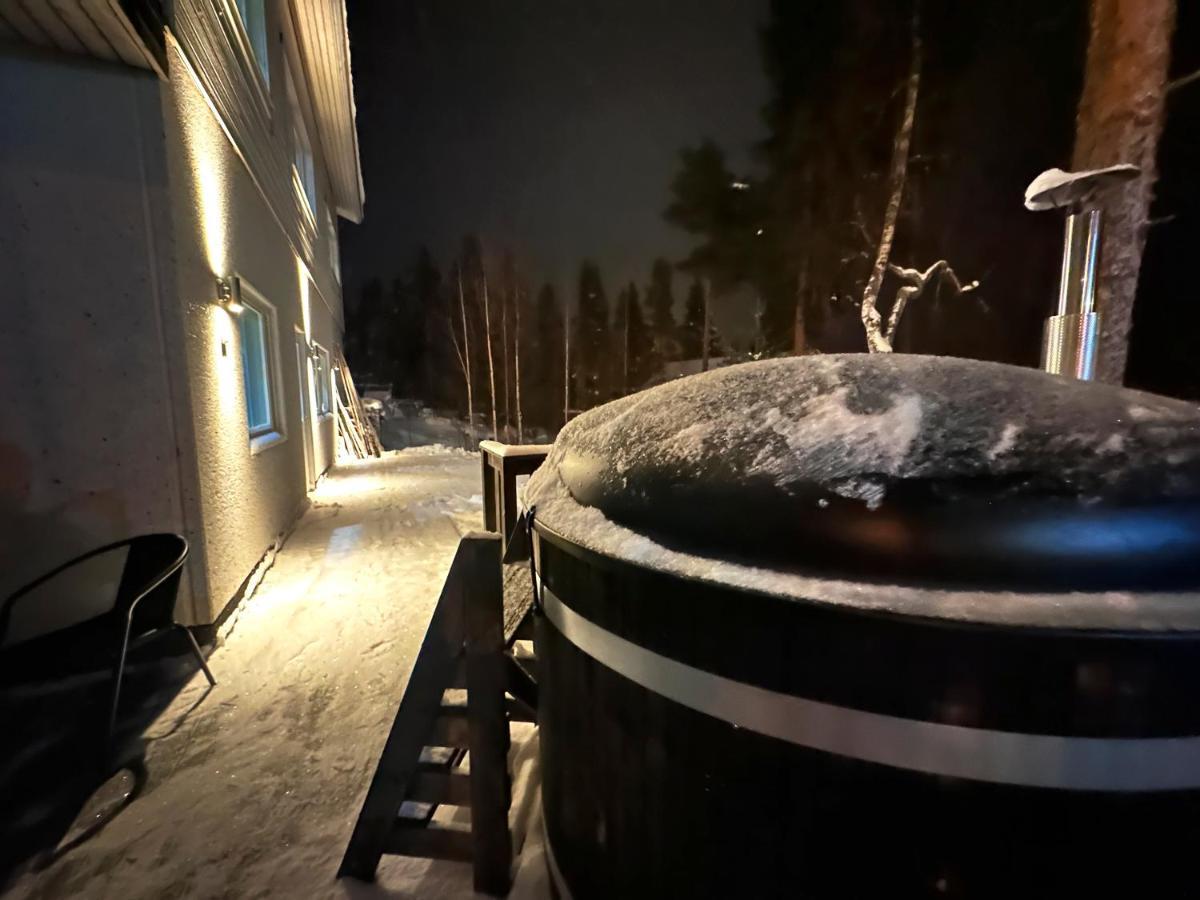 Linnunvilla With Sauna Рованиеми Экстерьер фото